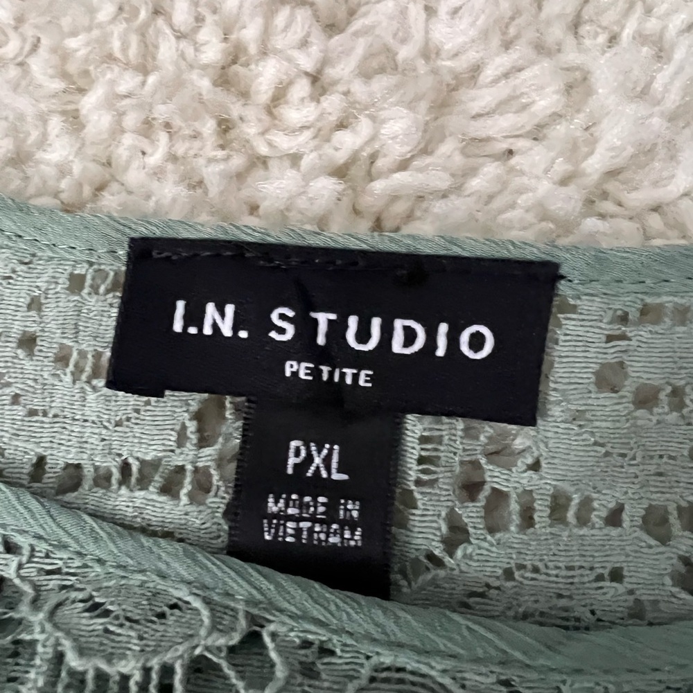 Women’s Petite XL IN Studio Long Sleeve Blouse NWT - Picture 8 of 10